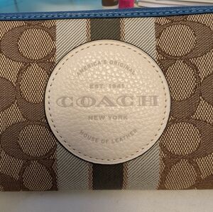 Coach Signature Canvas Wallet